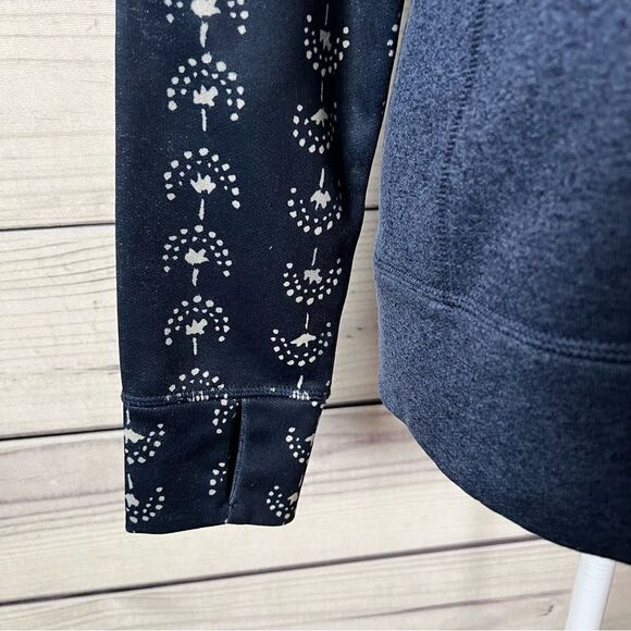 Burton Navy Blue Patterned Quartz Crewneck Fleece Sweatshirt - Picture 7 of 12